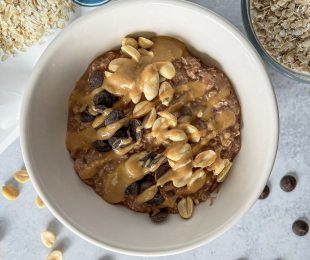 Peanut Butter Cup Overnight Oats